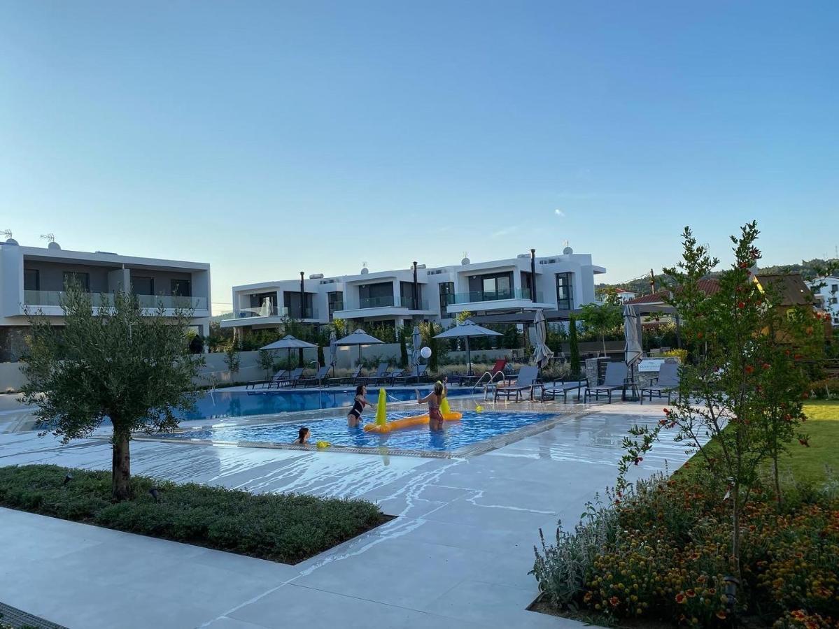 Olea Luxury Apartments Nikiti  Buitenkant foto
