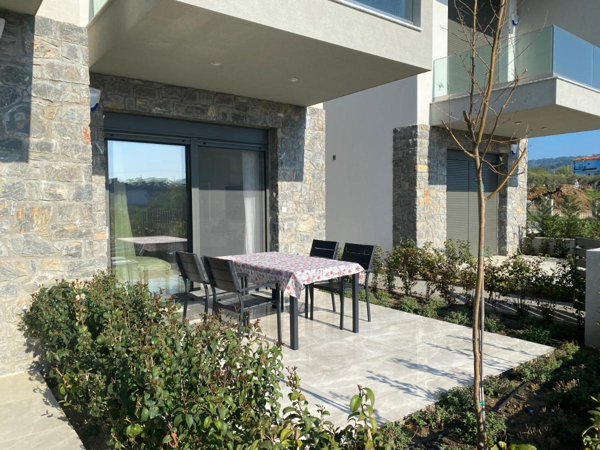 Olea Luxury Apartments Nikiti  Buitenkant foto